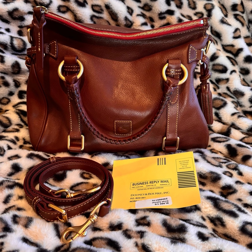 Dooney & Bourke Medium Florentine Satchel in Chestnut